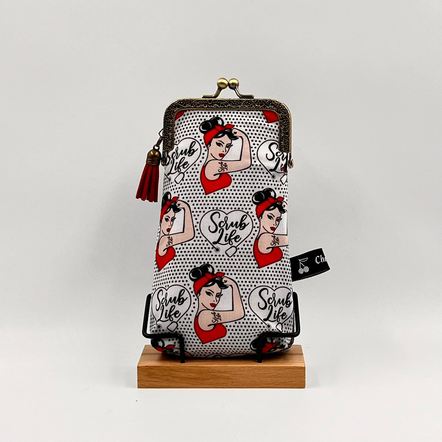 ETUI A LUNETTES VINTAGE "PIN-UP - PAILLETTES"