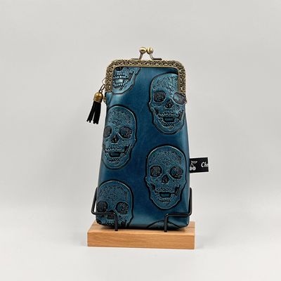 ETUI A LUNETTES VINTAGE ETUI A LUNETTES VINTAGE "SKULL BLEU - ROCK PAILLETTES"