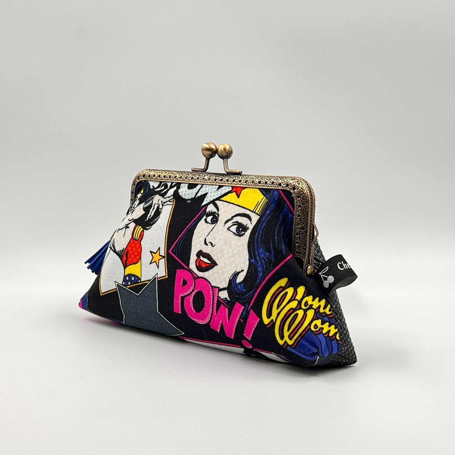 GRAND ​PORTE MONNAIE VINTAGE "WONDER WOMAN - PAILLETTES"