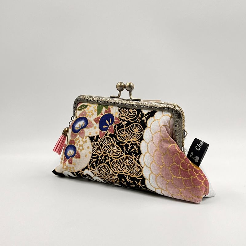 GRAND PORTE MONNAIE VINTAGE GRAND PORTE MONNAIE VINTAGE "FLEURS JAPONAISES ROSES - PAILLETTES"