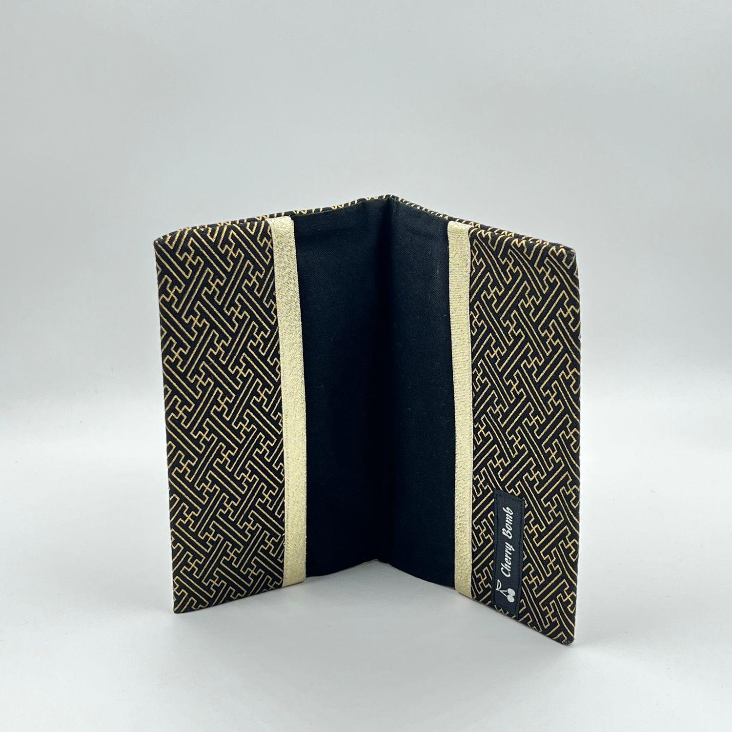 PORTE-CHEQUIER "SEIGAIHA"