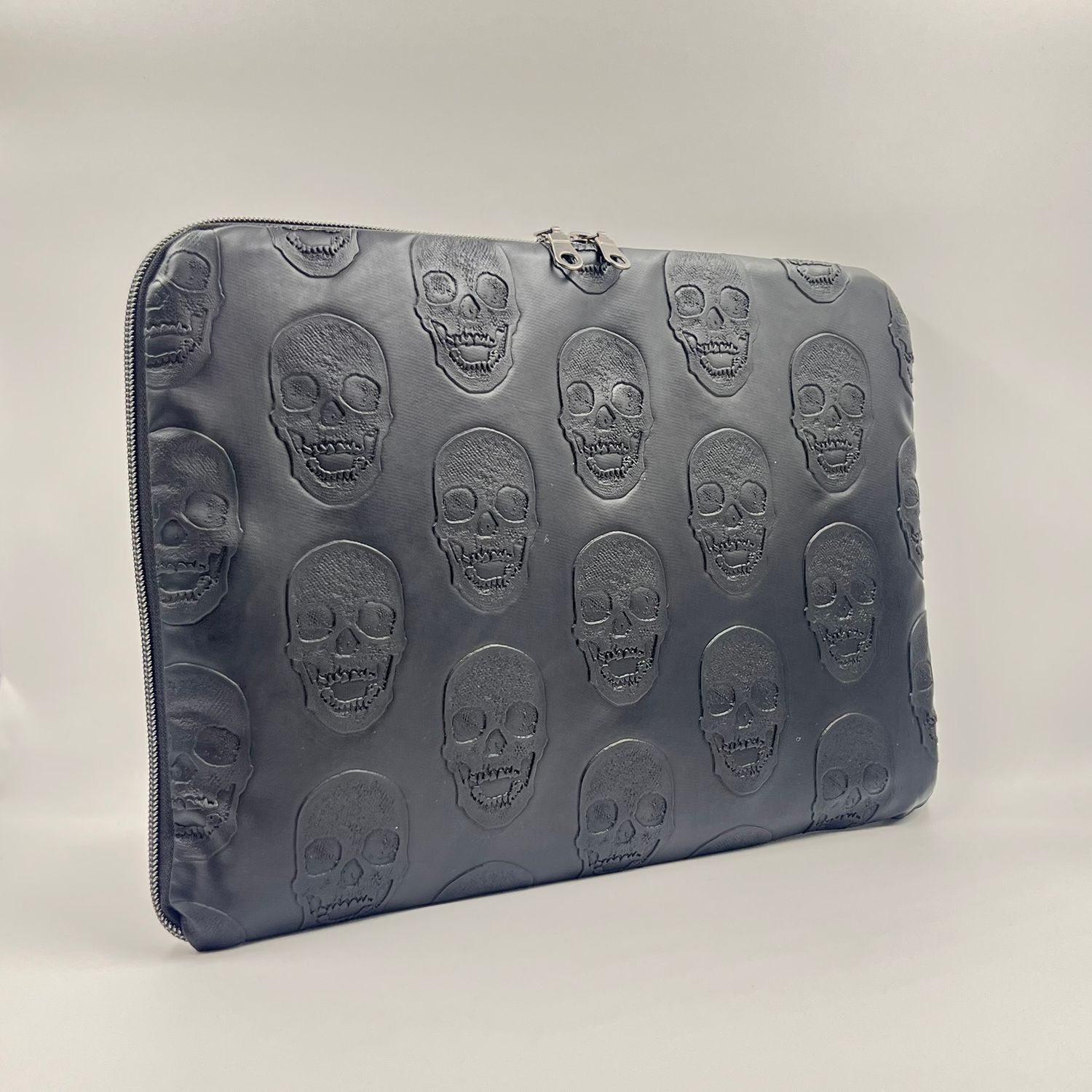 HOUSSE 13 POUCES HOUSSE 13 POUCES "SKULL NOIR - CARBONE"