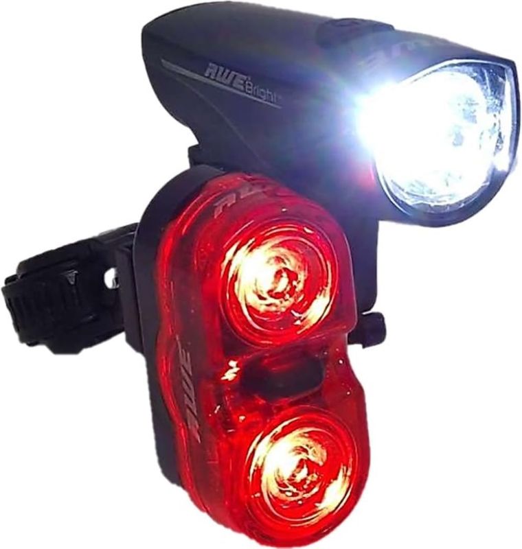 AWE AWEBrigh 140 Lumens Bike Light Set Super Bright Front LED & 2 0.5W Rear LED's 111 Hours Running Time CE Approved