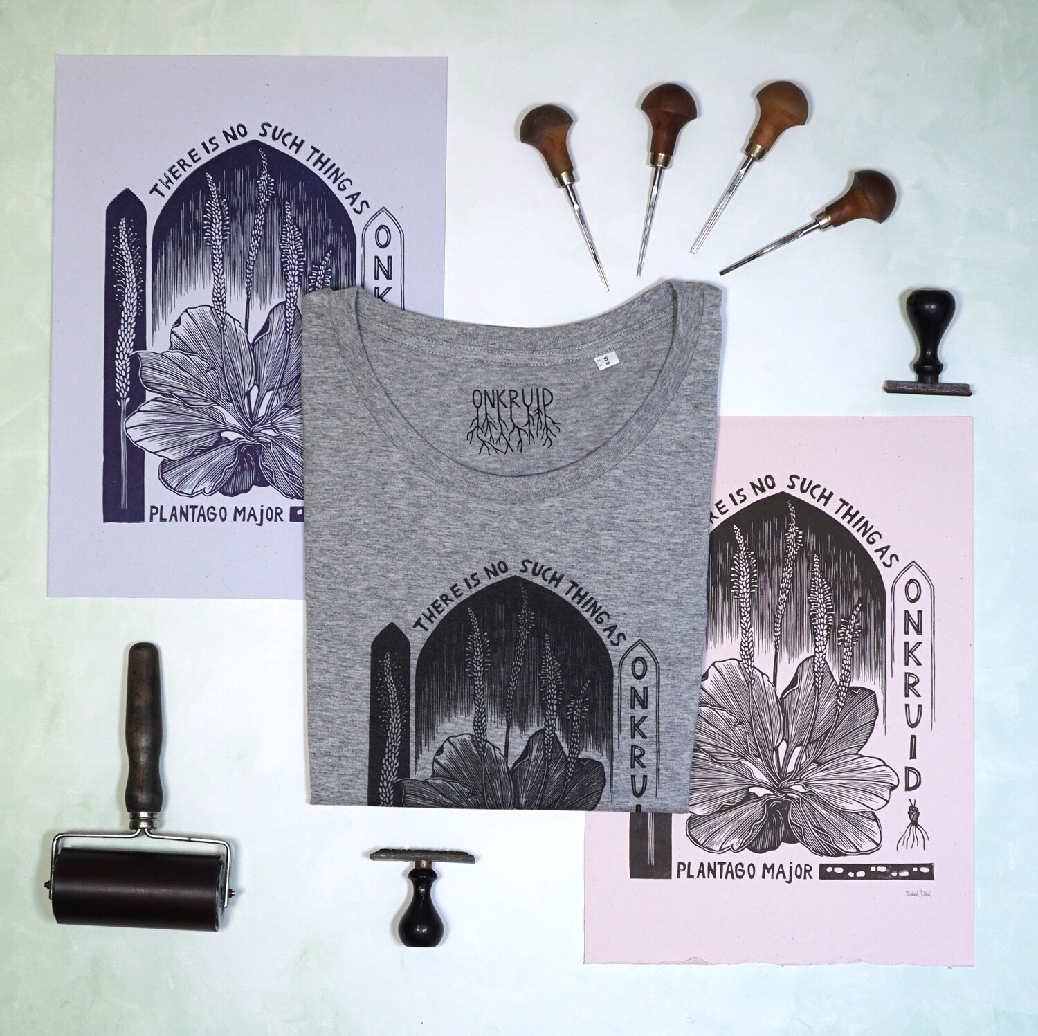#4 Plantago Mayor/  women&#39;s grey T-shirt