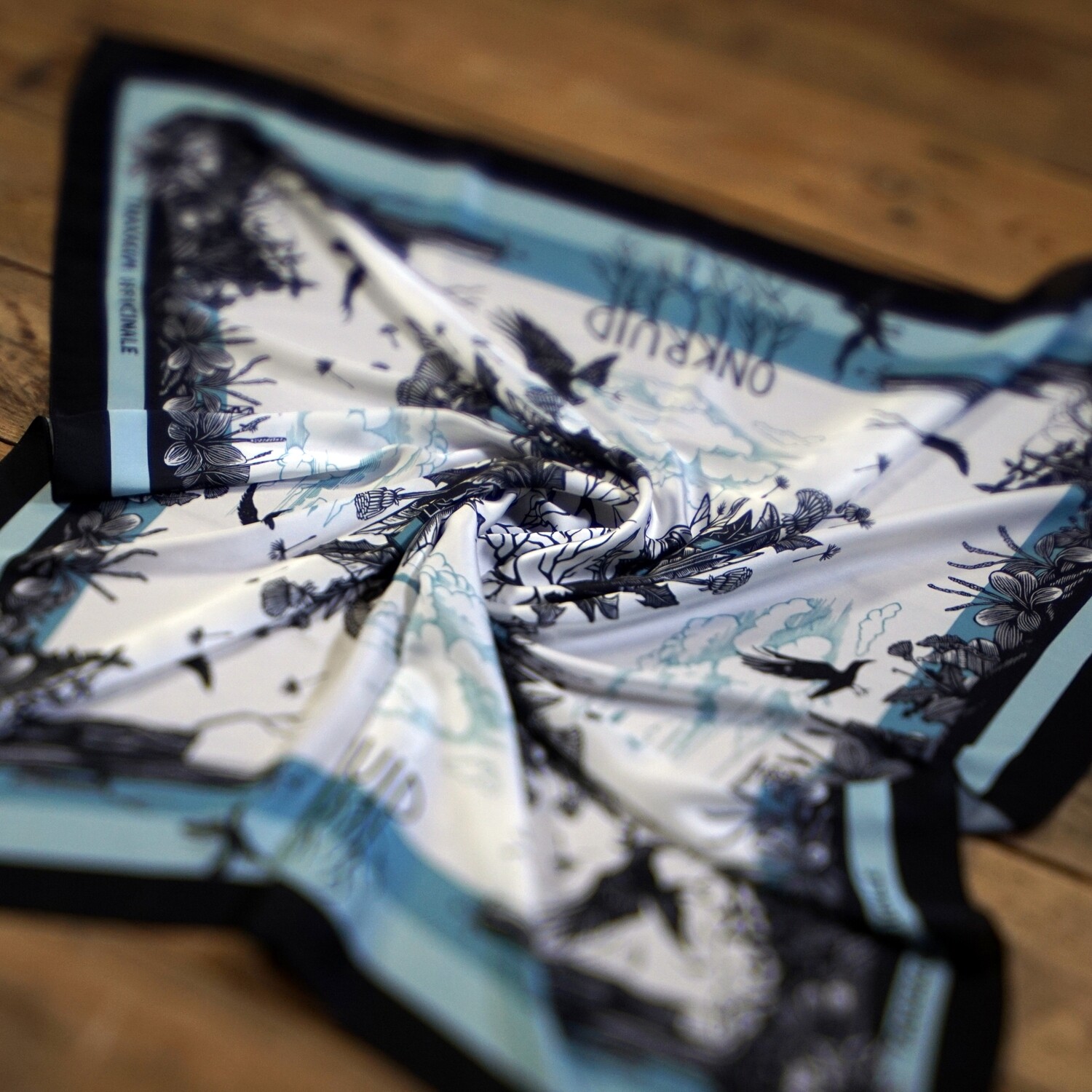 Satin scarf / Dandelion