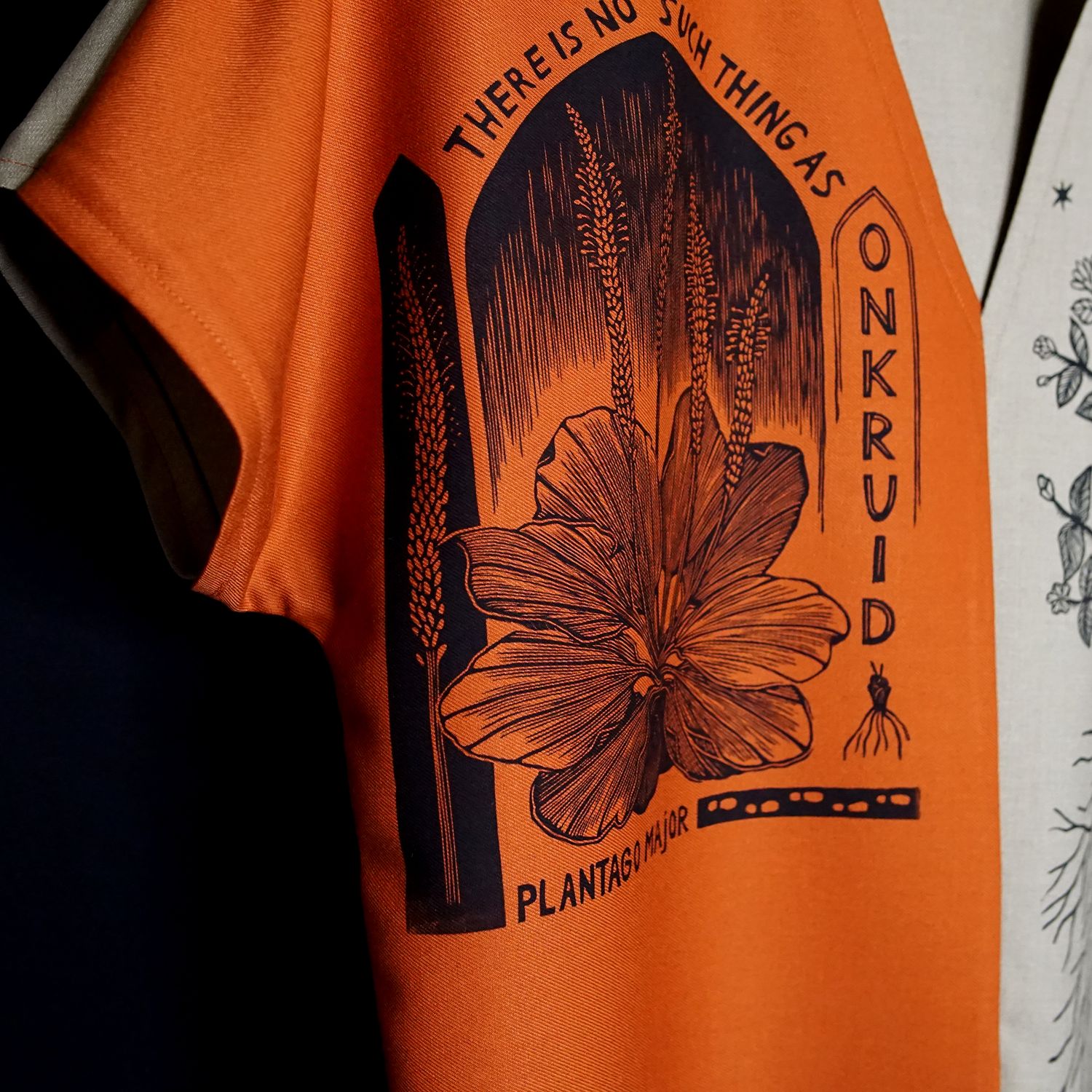 Onkruid unique t-shirt #1