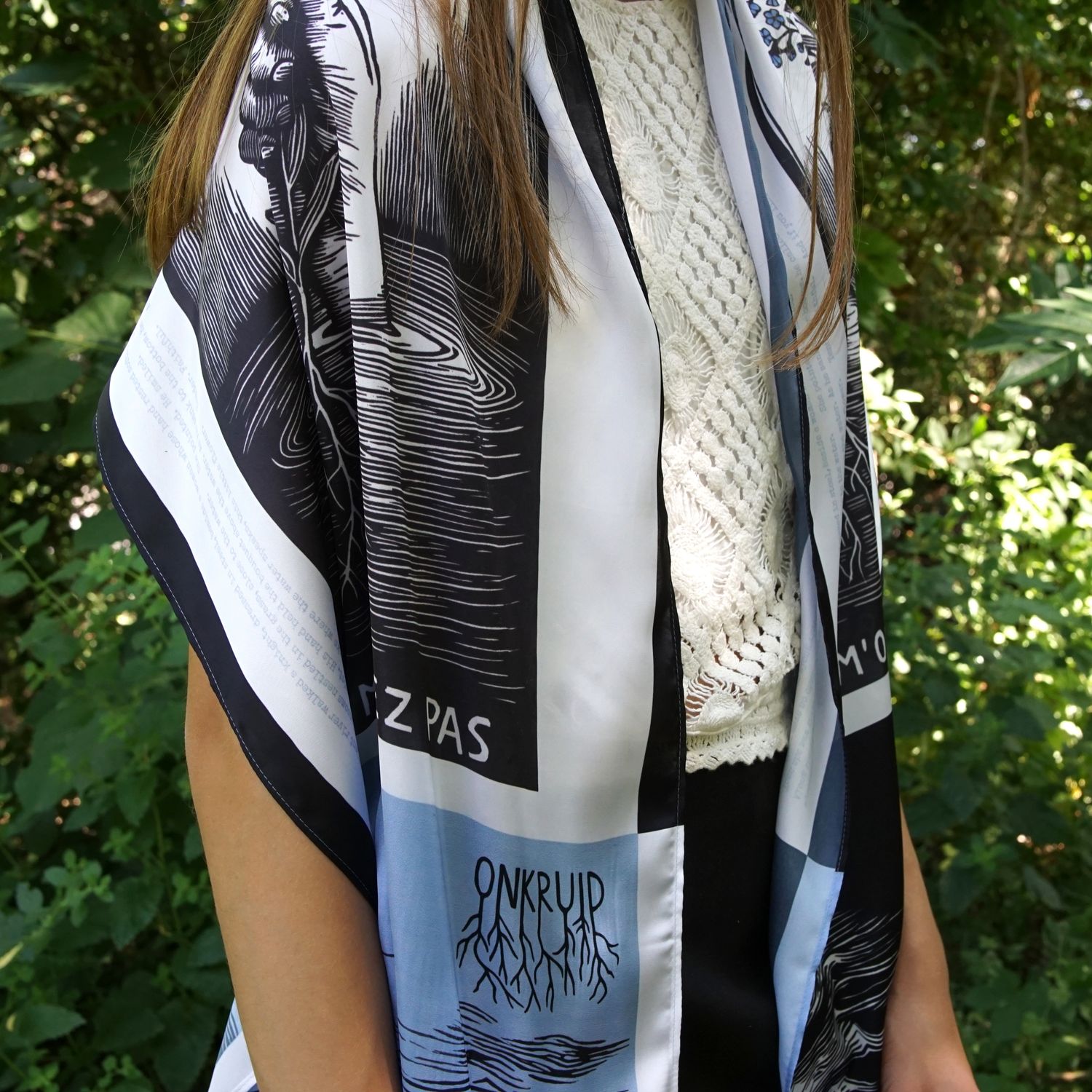 Satin scarf / Forget me not