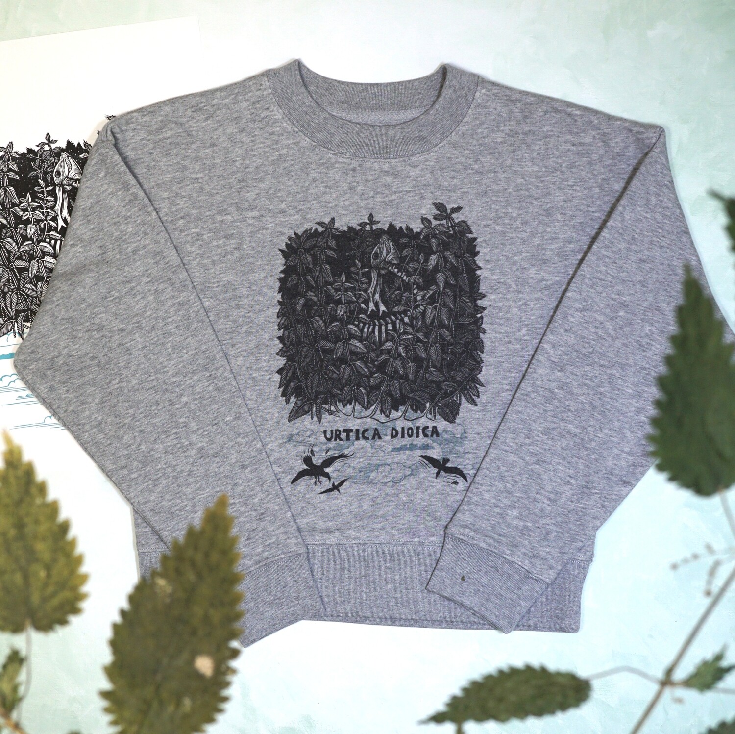 #1 Urtica Dioica / women's Cropped Pullover #1 Urtica Dioica / women's Cropped Pullover