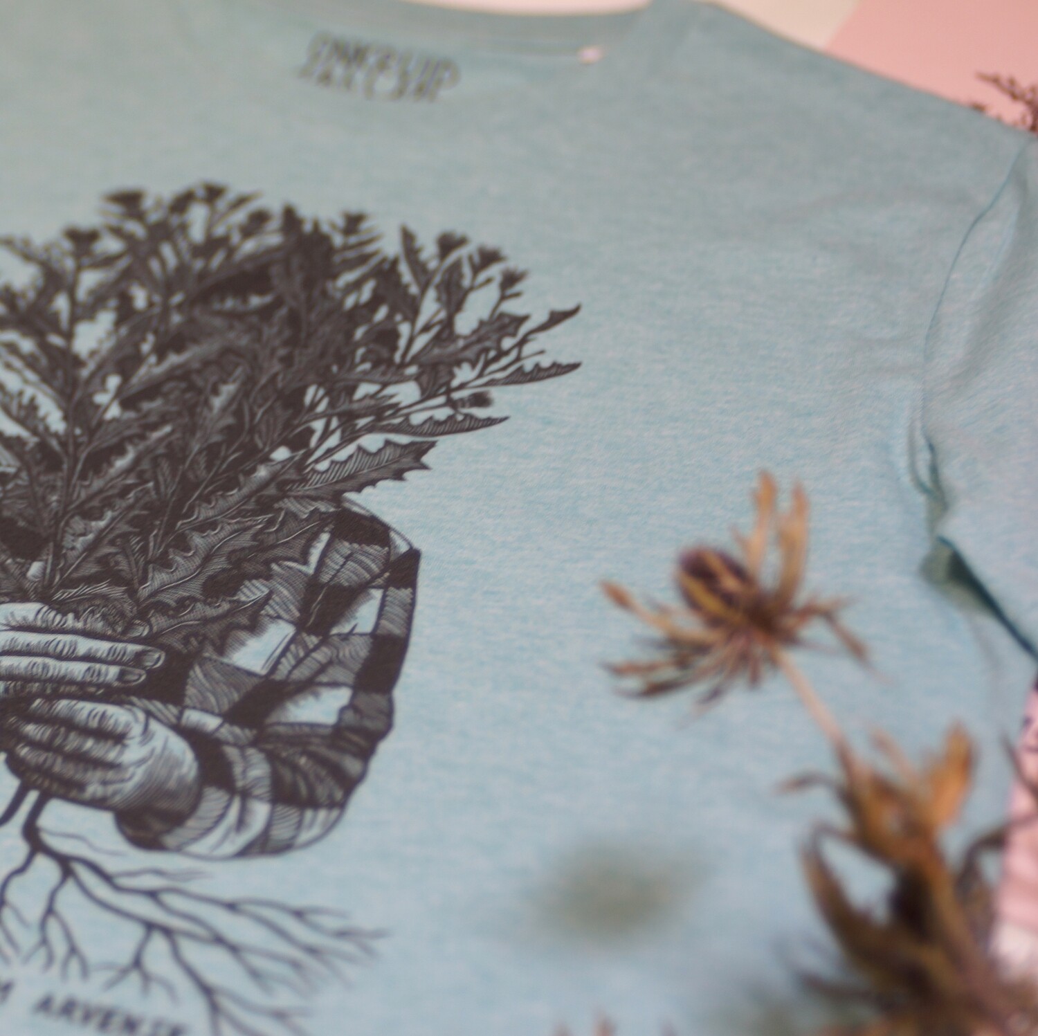 #2 Cirsium arvense / unisex t-shirt green #2 Cirsium arvense / unisex t-shirt green
