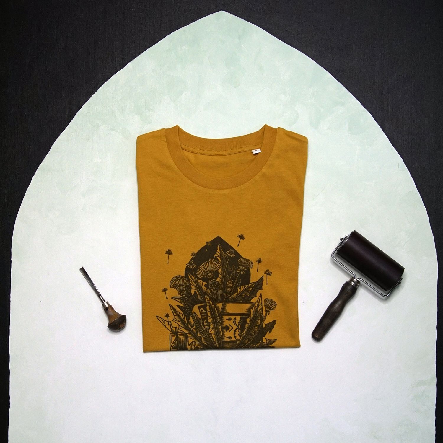 #5 Taraxacum Officinale / Unisex Oker T-shirt #5 Taraxacum Officinale / Unisex Oker T-shirt