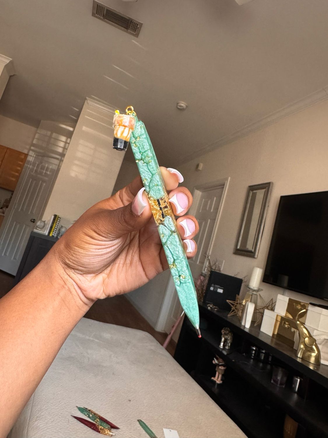 Milkshake Charm Aqua Pen
