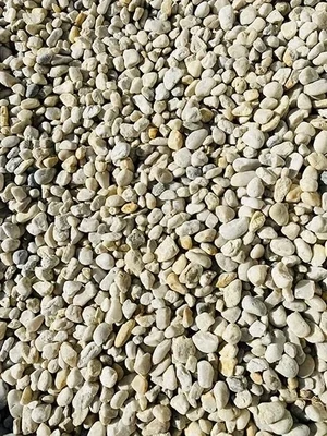Cowra White Stones (20-40mm) (20kg bag)