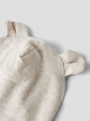 cappellino con orecchiette super morbido e molto versatile