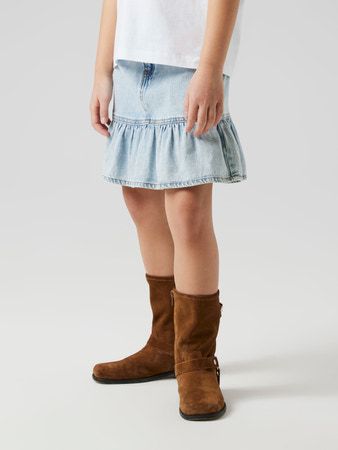 Gonna junior girl