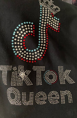 Tik Tok Queen Bling Or King(no Bling)😂
