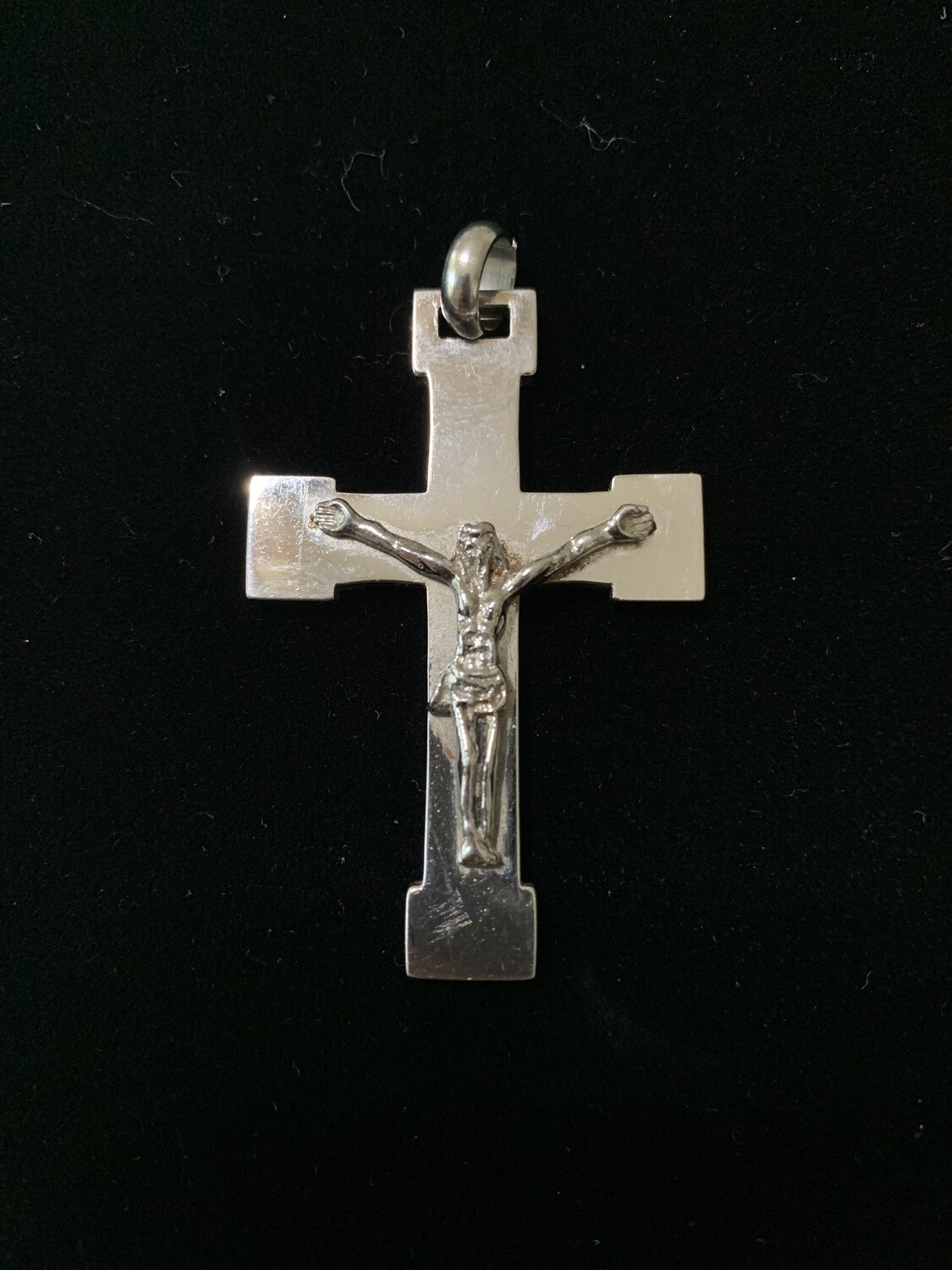 Stainless Steel Silver Tone Crucifix Pendant