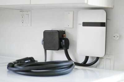 NeoCharge Appliance Smart Splitter