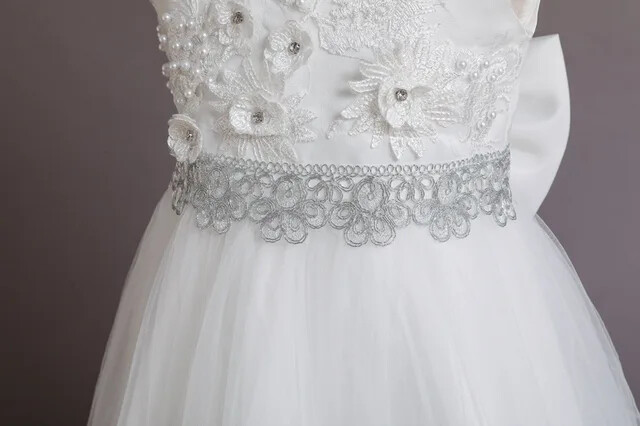 LILY&#39;S DRESS( WHITE)