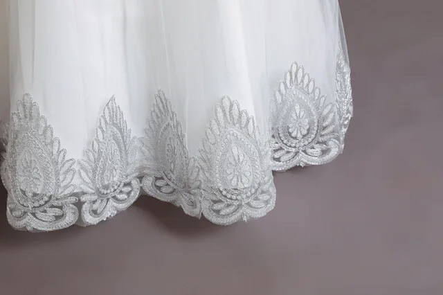 LILY'S DRESS( WHITE)