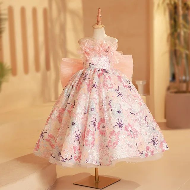 Ristir&#39;s dress