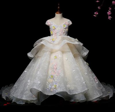 SOPHIE'S DRESS