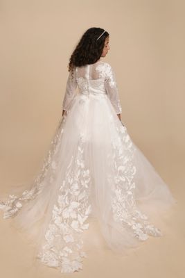 SONA&#39;S DRESS