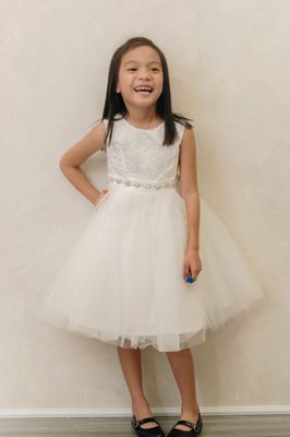 Holly's dress