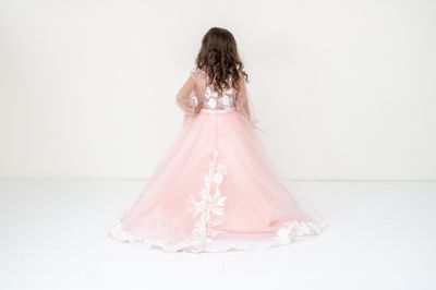 EDITH'S DRESS