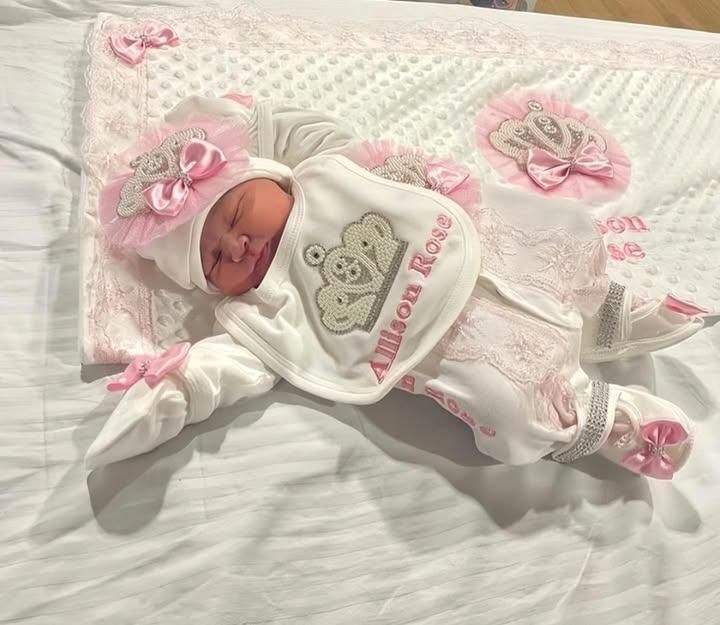 BABY GIRL CUSTOMIZED FULL SET WITH LACE AND TULLE