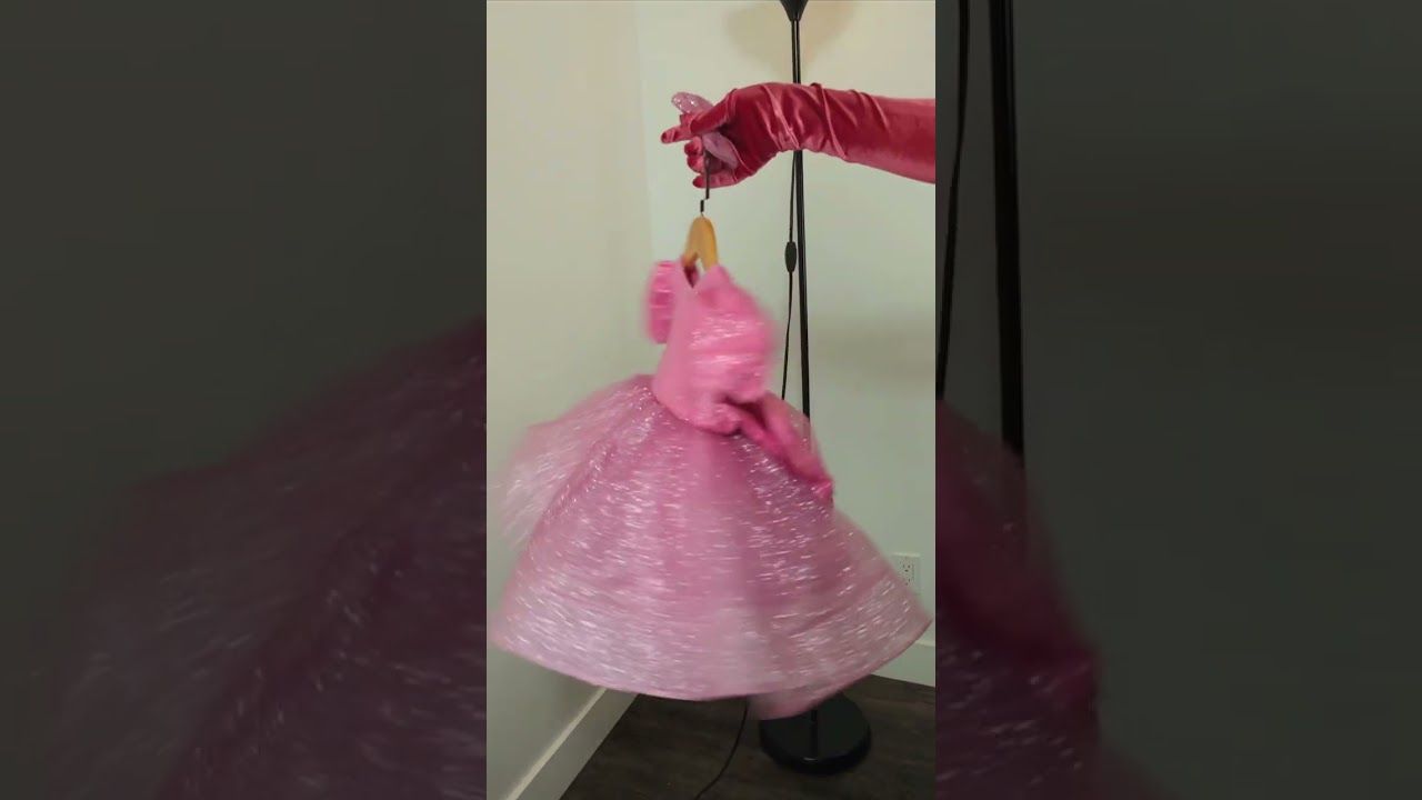Essa&#39;s Dress