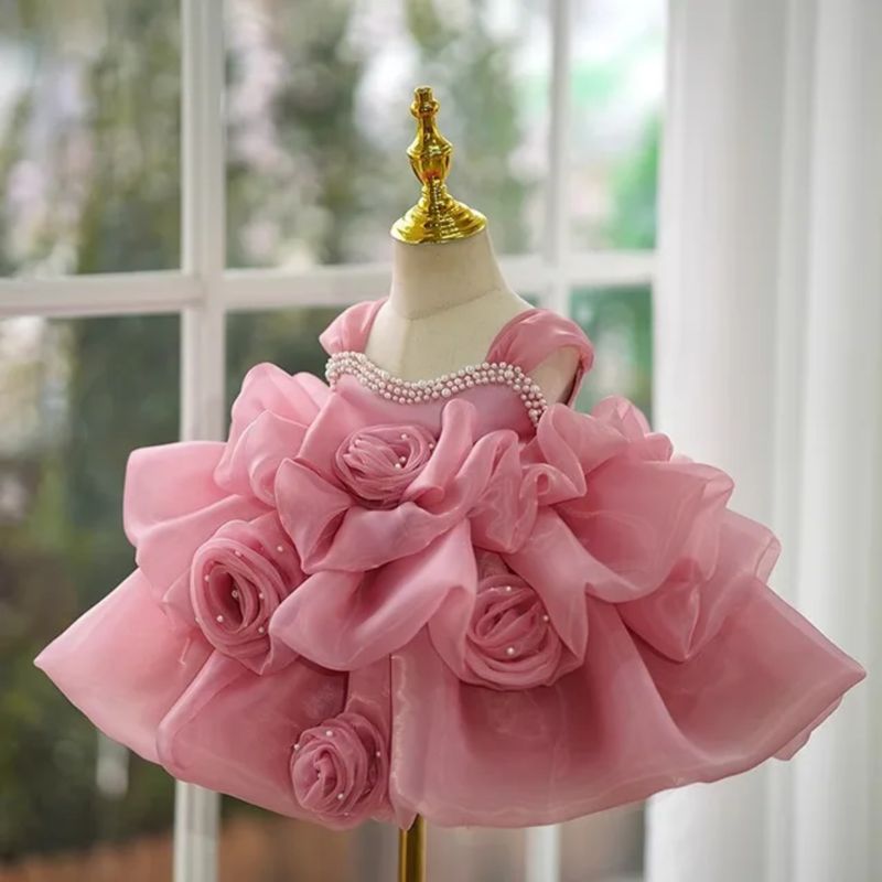 Joelle's dress