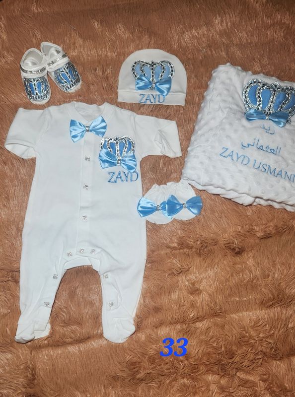 BABY BOY WHITE AND BLUE FULL CLOTHING AND BLANKET SET