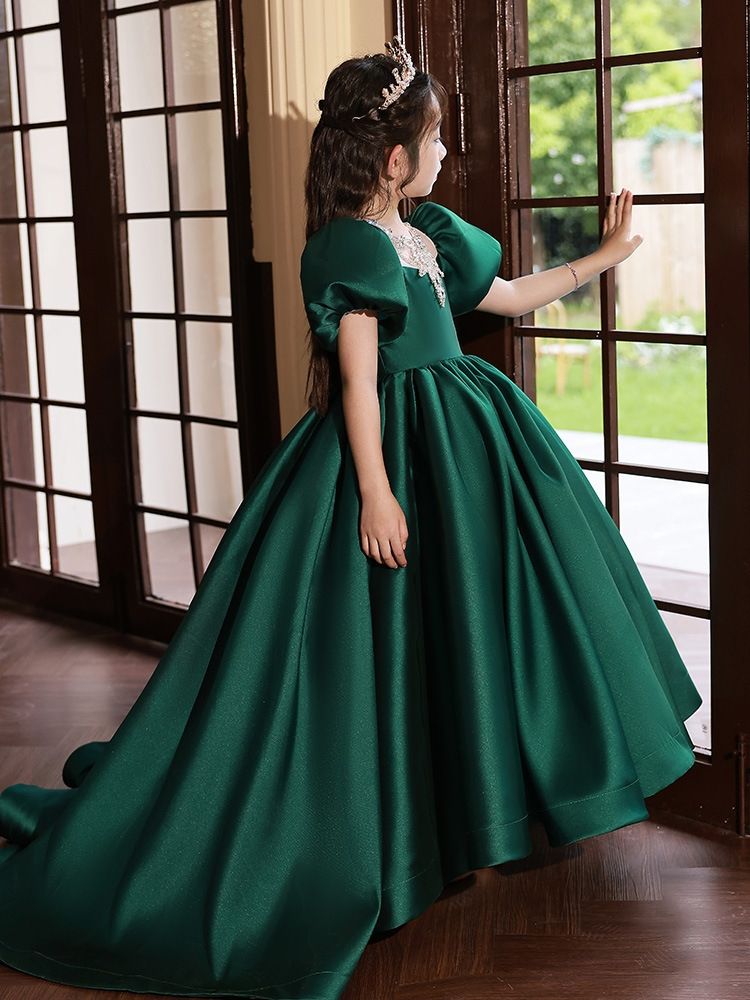 SHARON'S DRESS