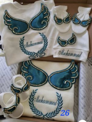  BABY GIRL WINGS EMBRIODERY CLOTHING WITH BLANKET SET