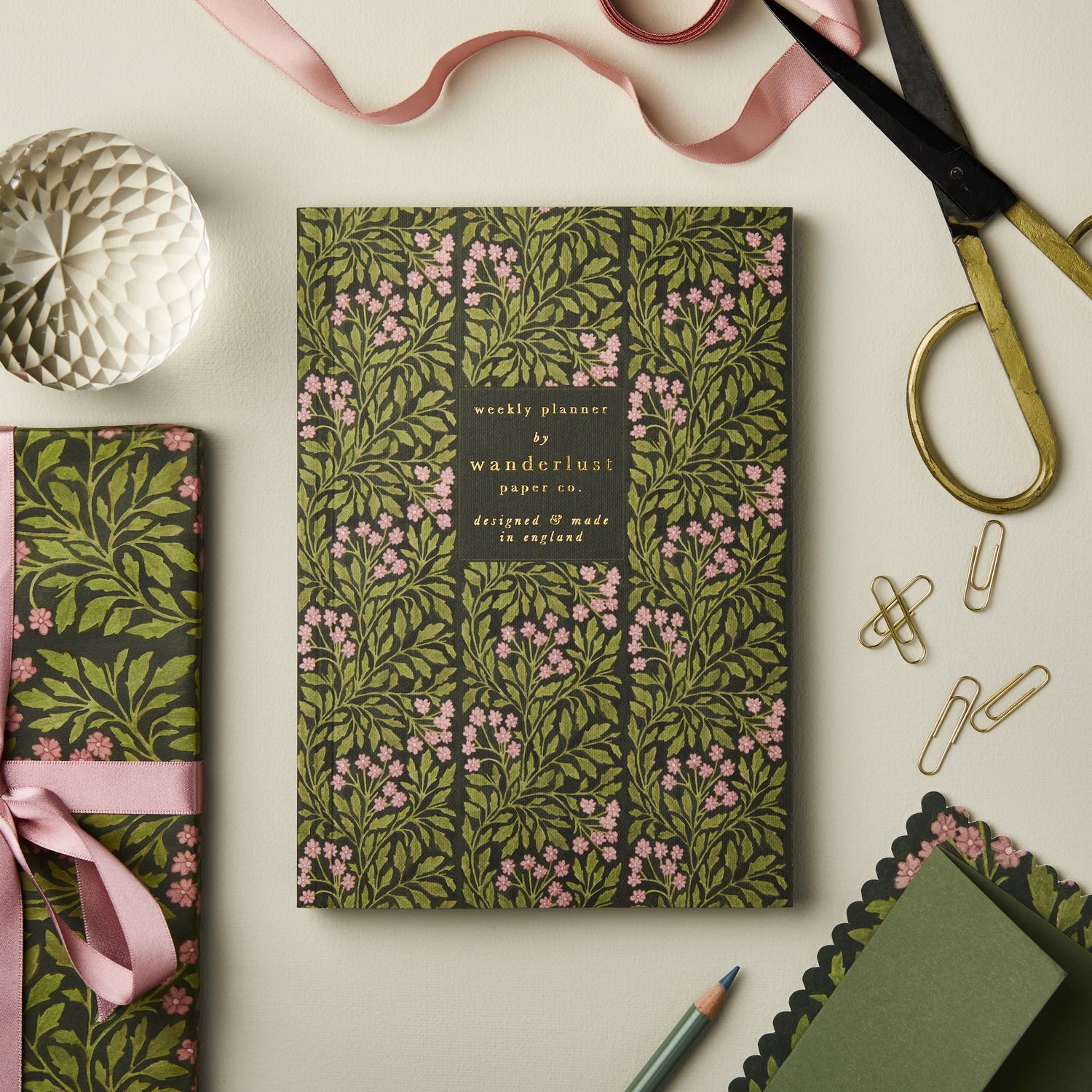 NB Green Flora Weekly Planner - undated