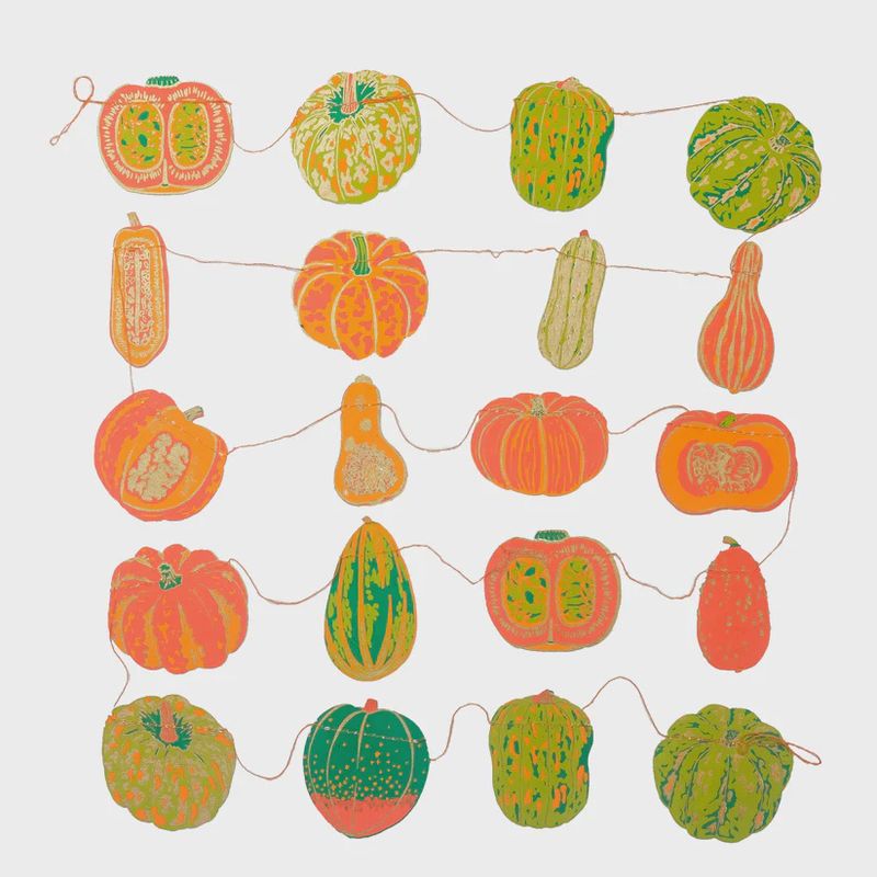 GRL Squash garland