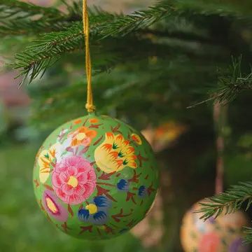 ORN Green Petunia Bauble