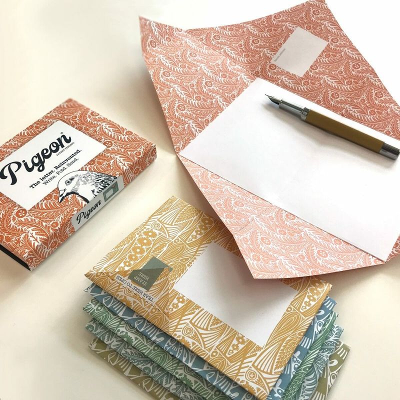 WS Nature Study Pigeon, Folding Letter Set – Pack of 6 Letters