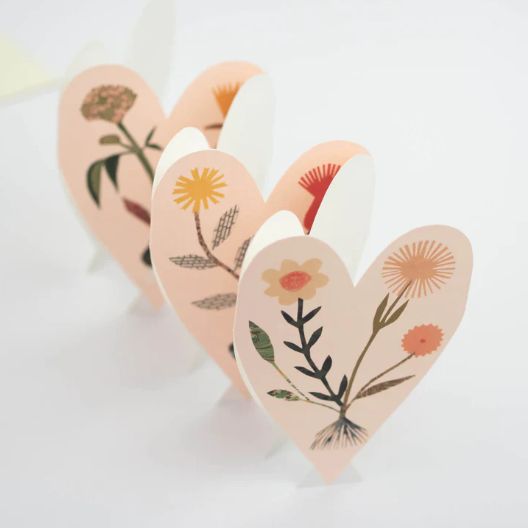 GC Hearts Concertina Greetings Card