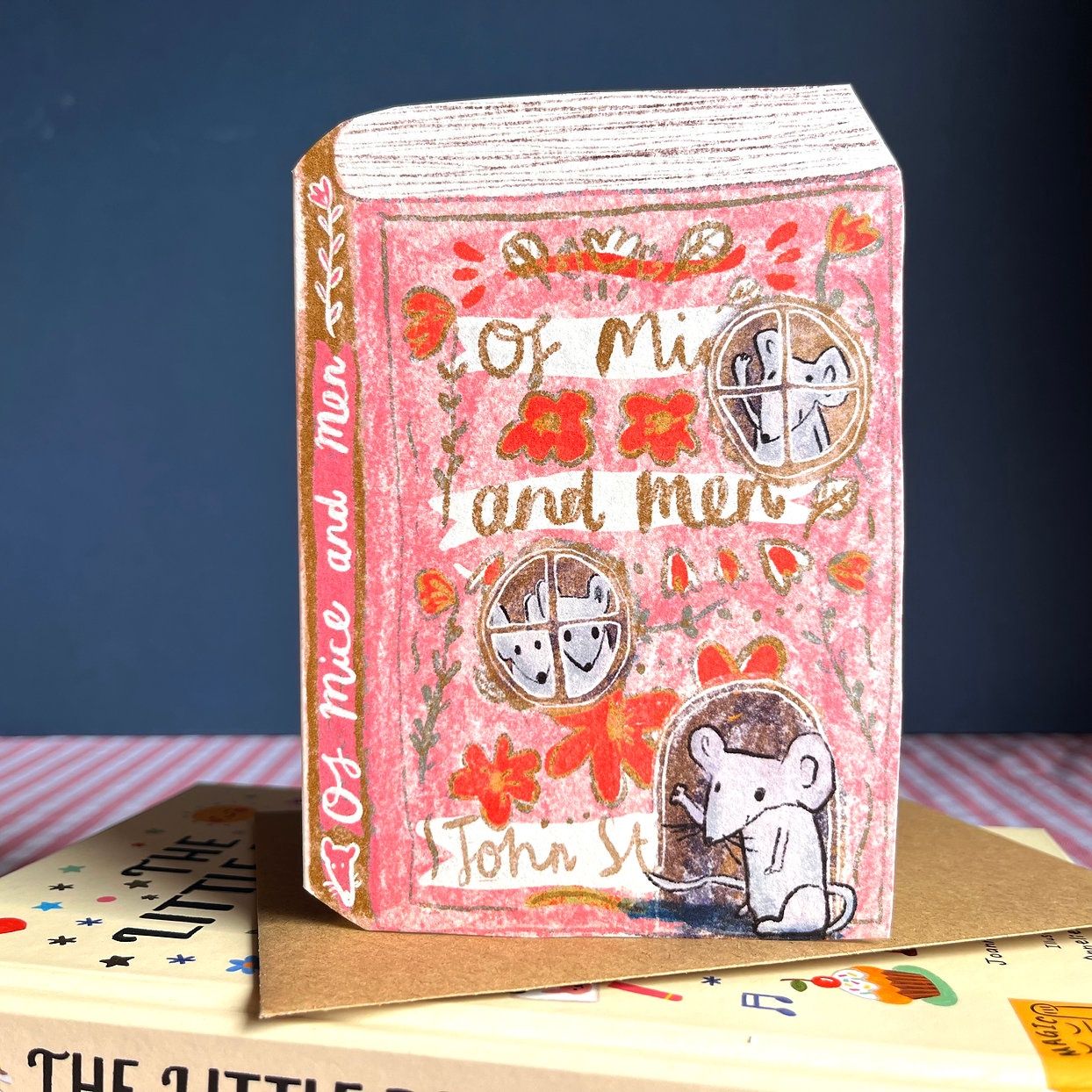 GC Mouse Book Dream Home Greetings Card