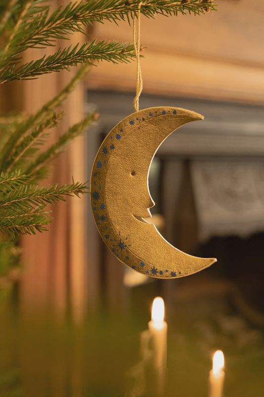 DCX Shimmering Moon Board Decoration