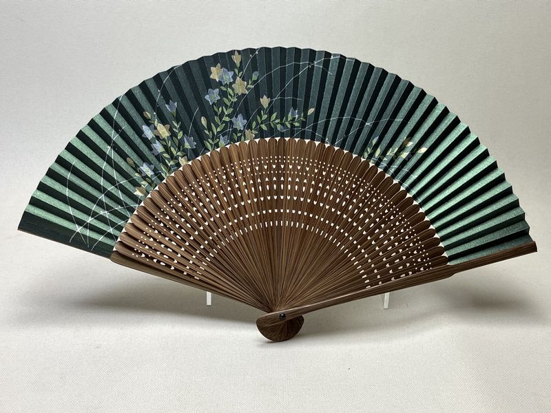 GF Chinese Bellflower on green Fan