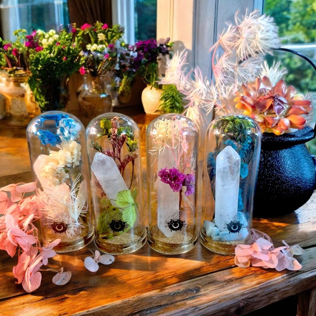 Flora&#39;s Garden Curios/Dried flowers/Crystal decor &amp; gifts