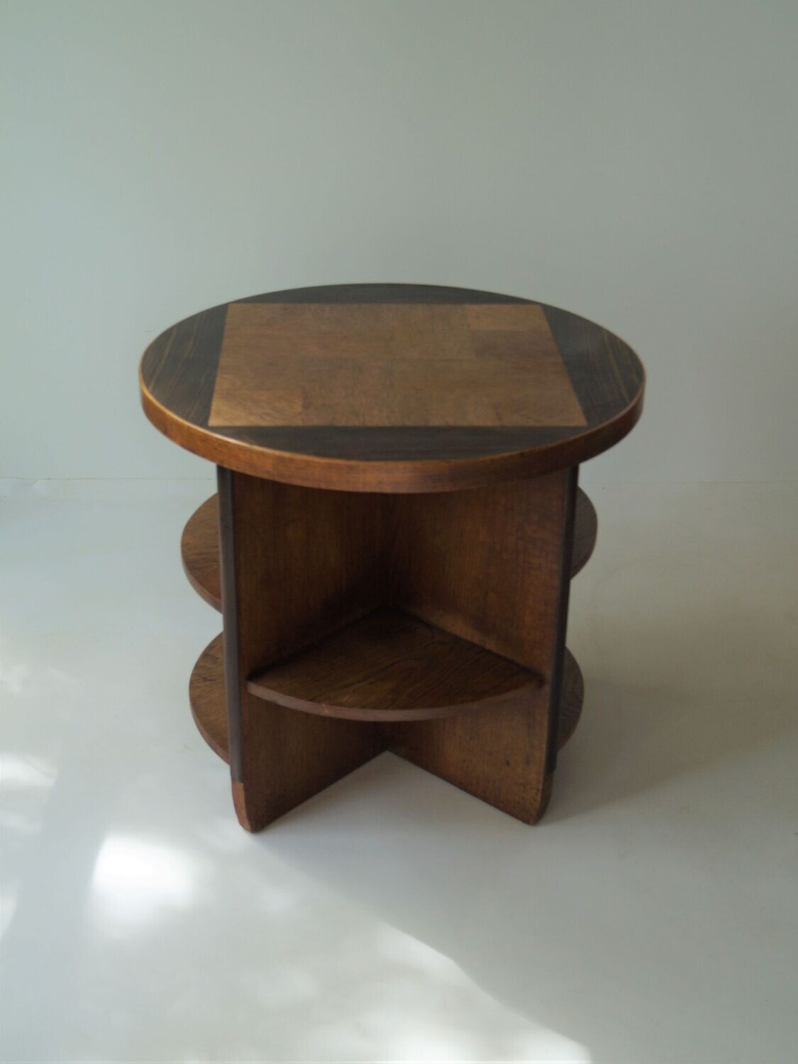 Dutch Art Deco Occasional table with a modernist design, 1920s
