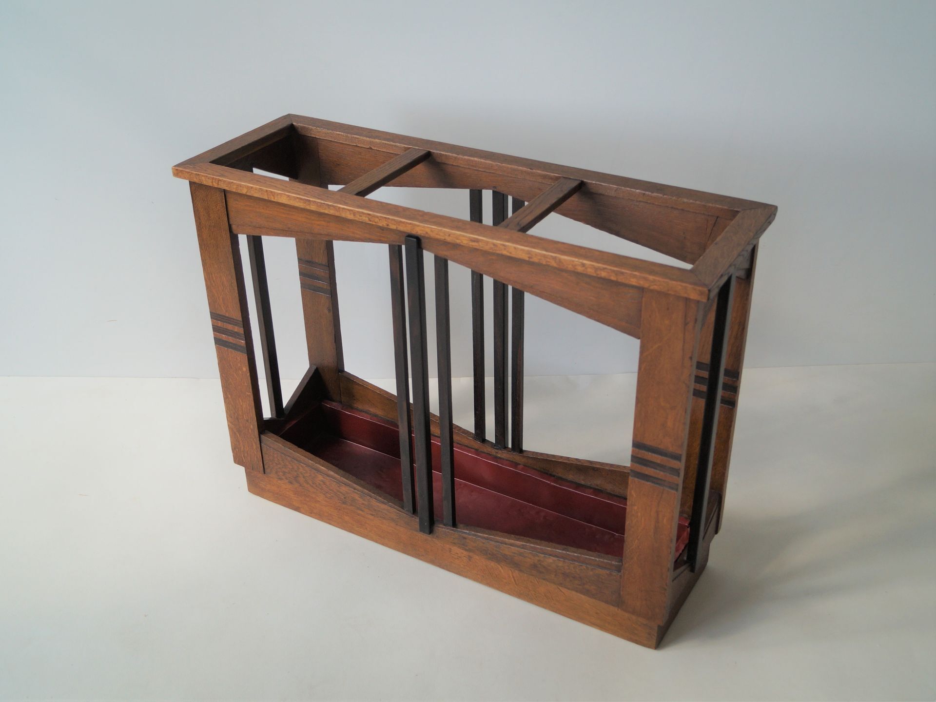 Umbrella stand by P.E.L. Izeren for Genneper Molen, 1920s