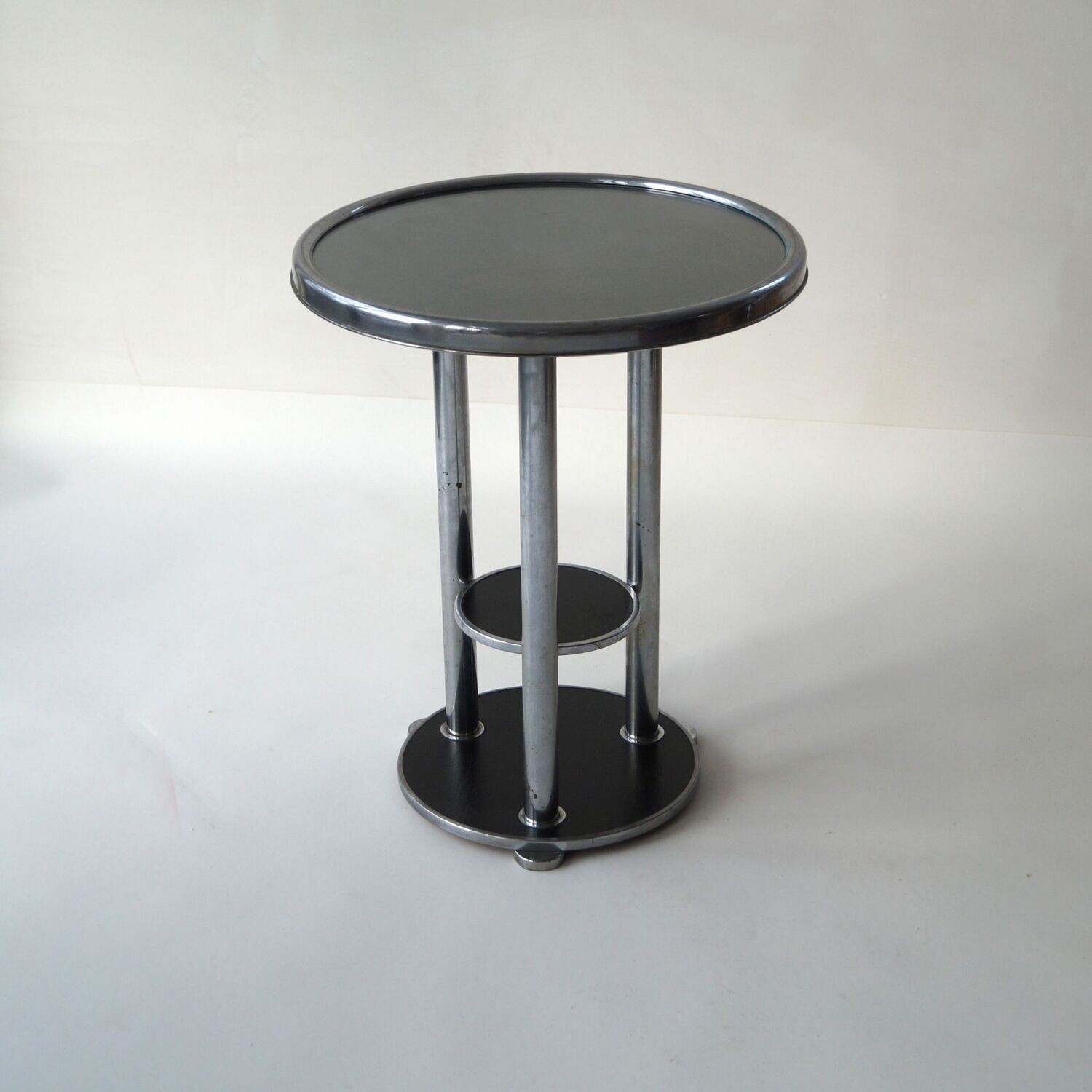 Dutch three tiered Bauhaus side table, 1930s