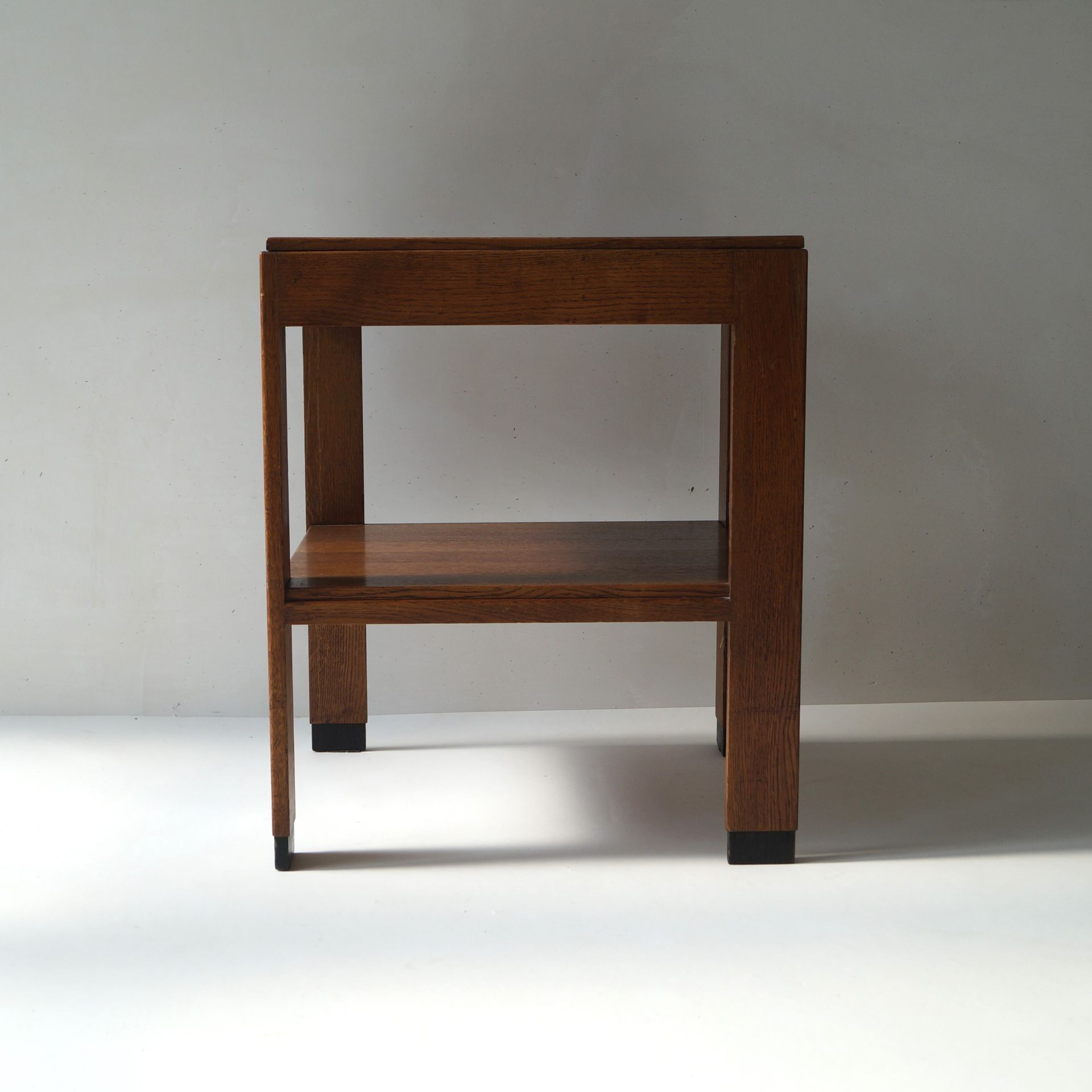 Dutch Art Deco Occasional Table attr. to P.E.L. Izeren for De Genneper Molen, 1930s