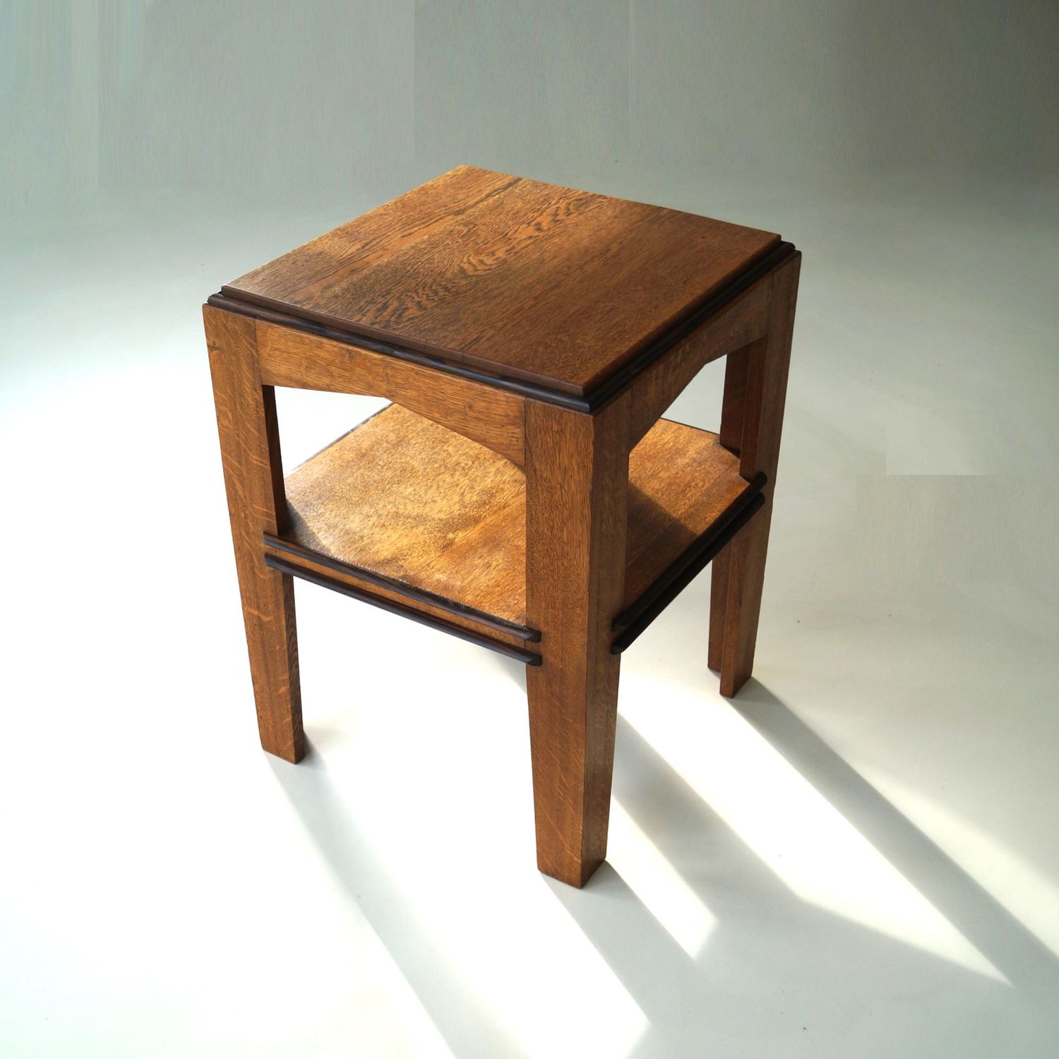Dutch Art Deco occasional table in style of P.E.L. Izeren for Genneper Molen, 1920s