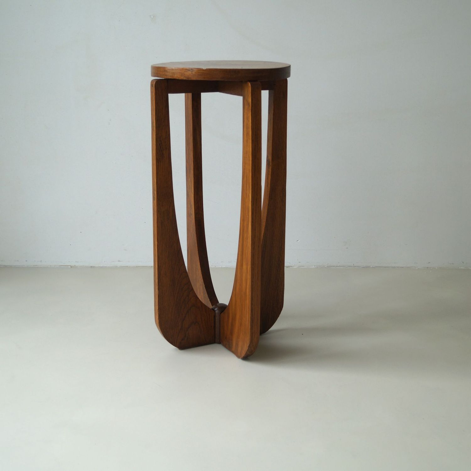 Dutch Art Deco Modernist side table or plant table, 1920s