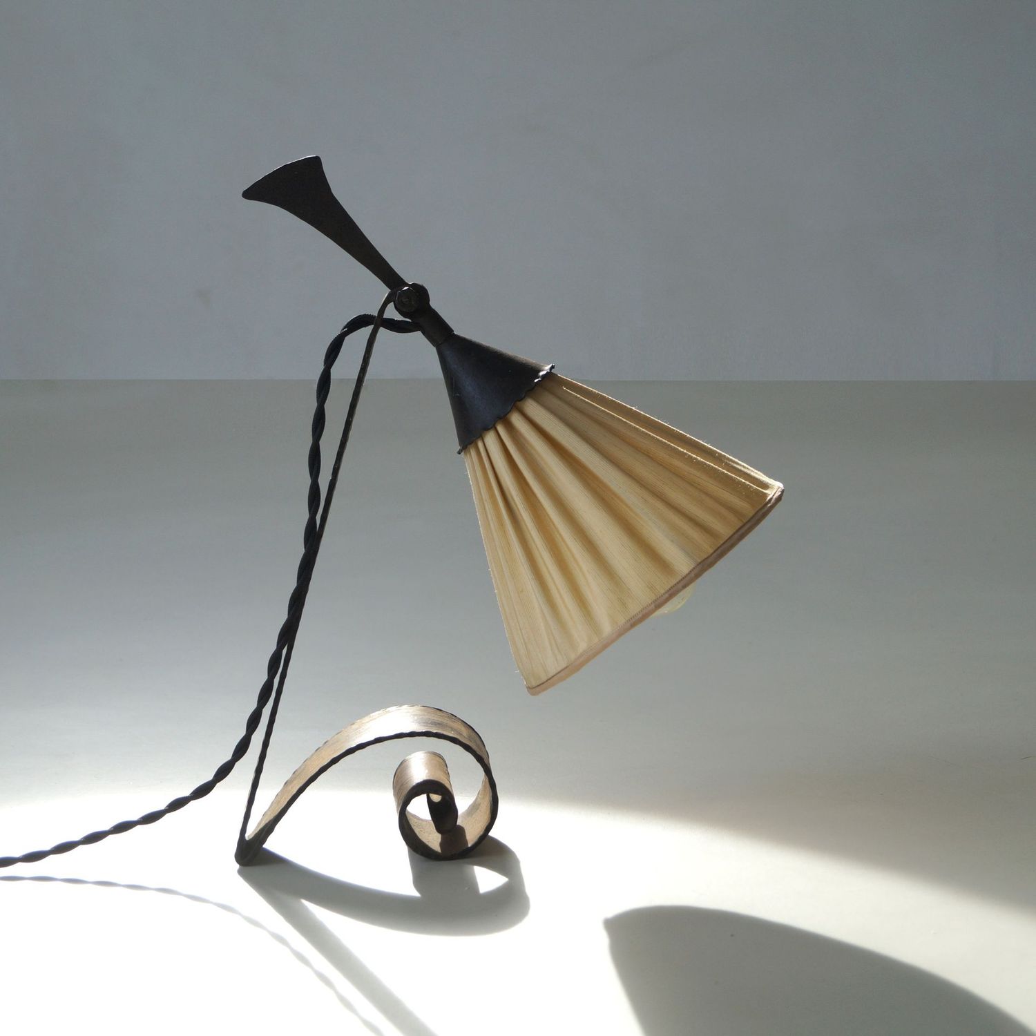Dutch Amsterdam School wrought iron table lamp, 1920s